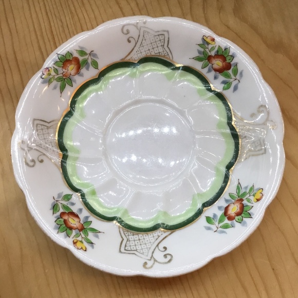 Vintage Ucagco Occupied Japan Eggshell Porcelain Cup and Saucer - Picture 4 of 11